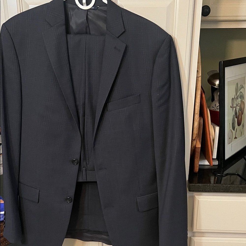 NEW Men’s Ralph Lauren Charcoal Gray Suit